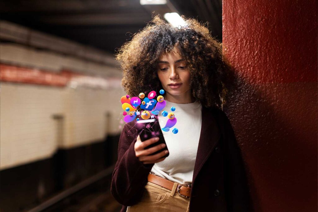 A nova geração de influenciadores aposta no conteúdo real e espontâneo como forma de reconquistar a confiança e o engajamento do público.